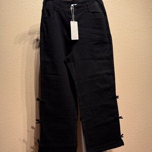 Black wide leg bow detail denim jeans pants size medium | 8 by idem ditto nwt